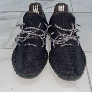 2019 Yeezy Boost 350 V2 Black (Non reflective)